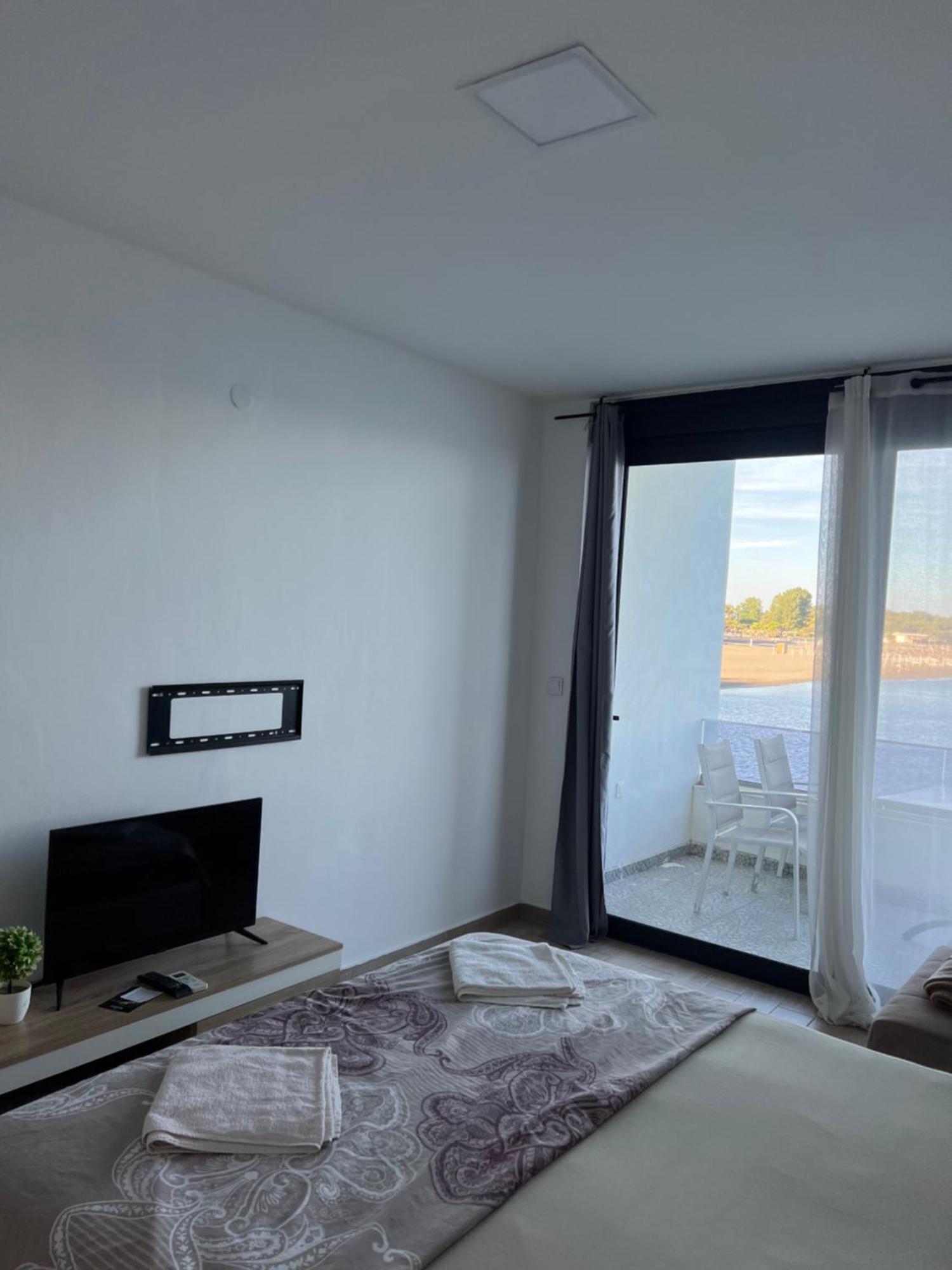 Sea Star Apartments Ulcinj Ngoại thất bức ảnh