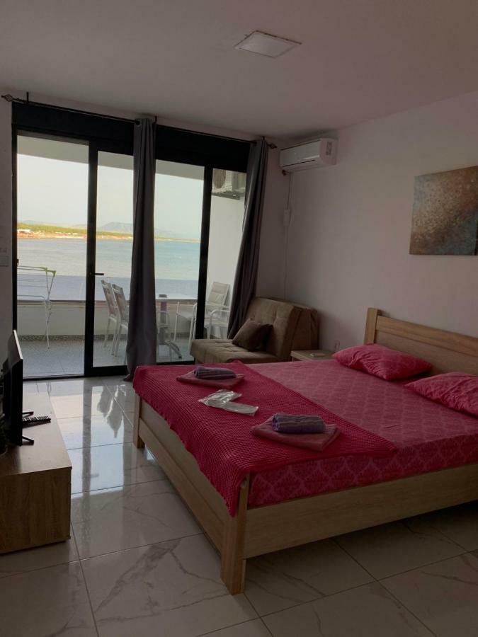Sea Star Apartments Ulcinj Ngoại thất bức ảnh